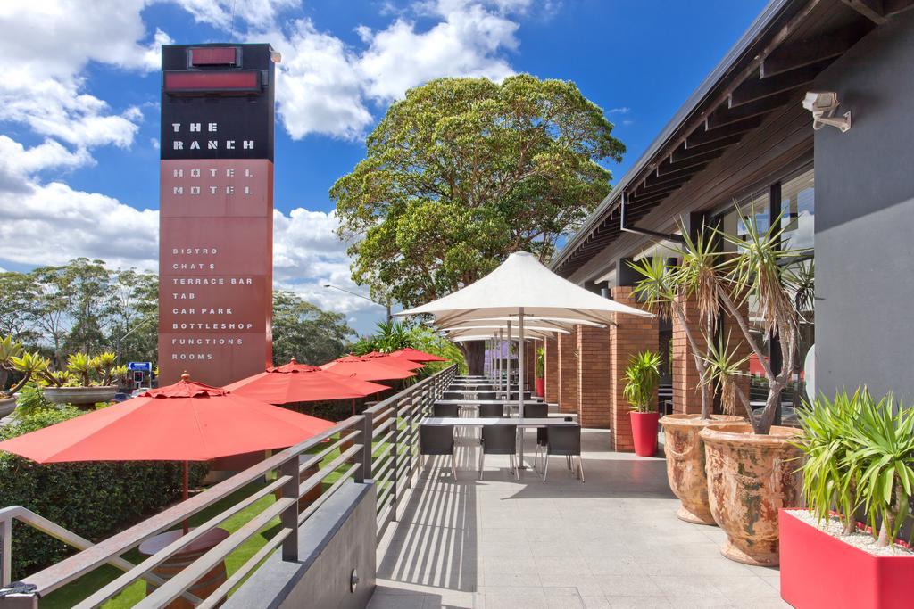 Nightcap At The Ranch Hotel Sidney Exterior foto